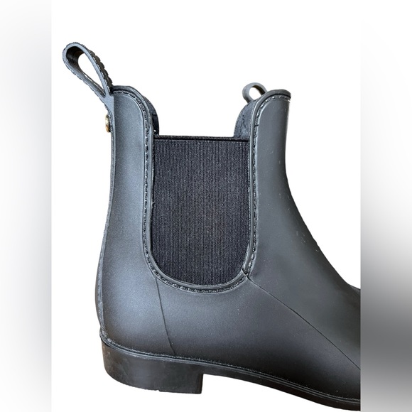 Banana Republic chelsea Rain boot. Black size 7 - Picture 3 of 9